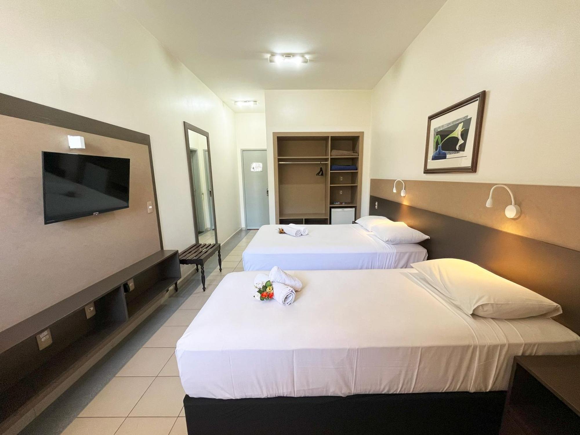Athus Brasilia Hotel By Bsb Inn - Antigo Aristus Quarto foto