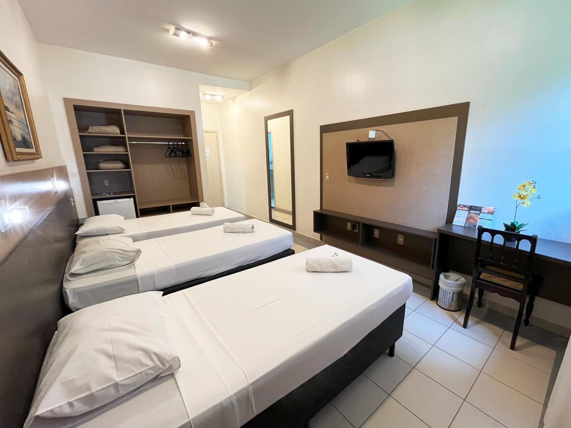 Athus Brasilia Hotel By Bsb Inn - Antigo Aristus Quarto foto